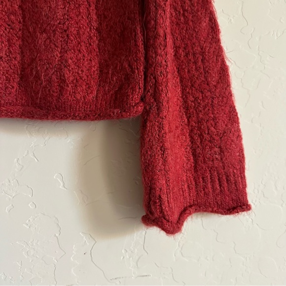 Universal Thread sweater - Picture 9 of 9